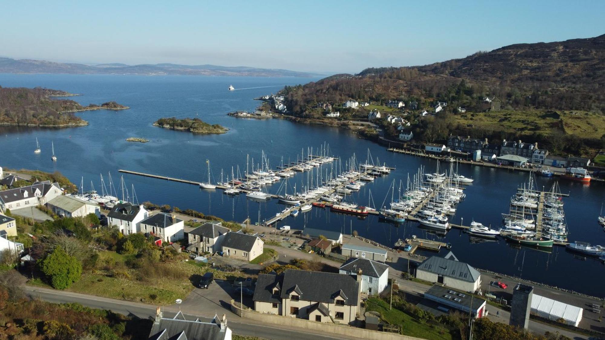 The Waterfront Hotel Tarbert  Buitenkant foto